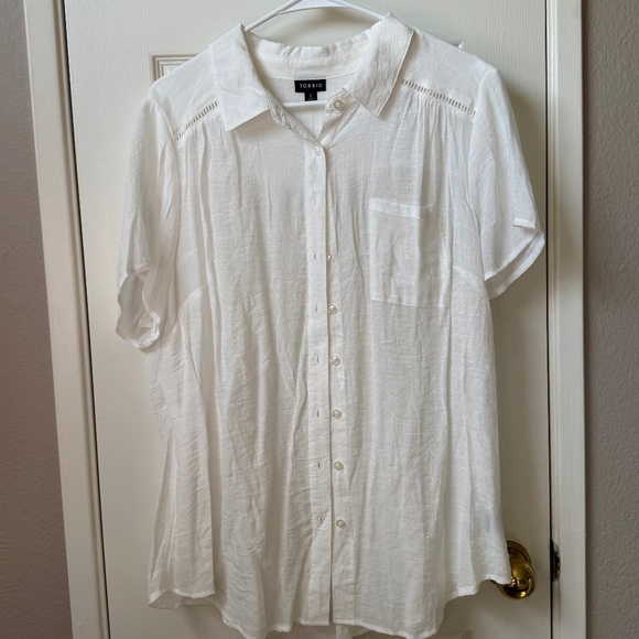 Light Cream Button Blouse - Picture 1 of 4